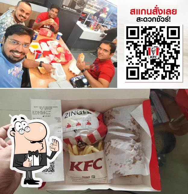 KFC Pacific Park Sriracha