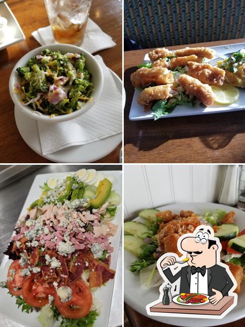 Edgewood Dining, Events, & Golf