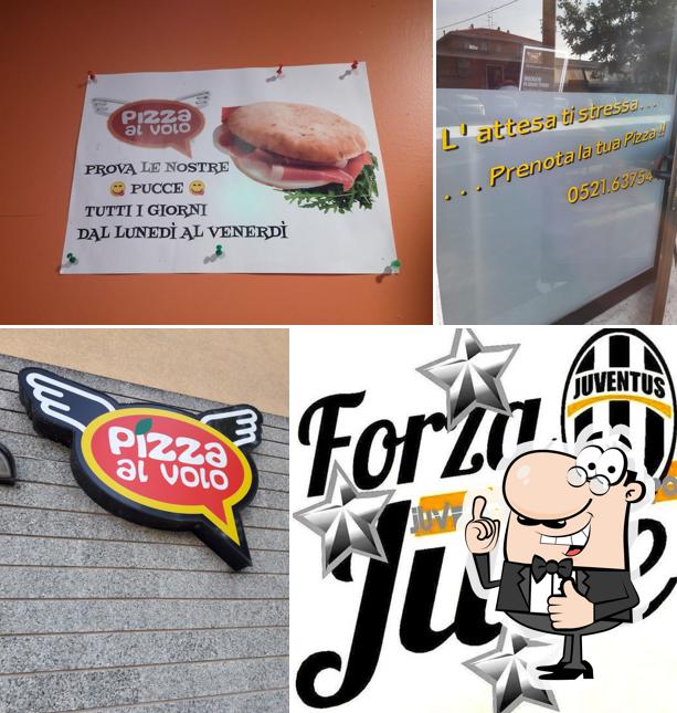 Pizza Al Volo