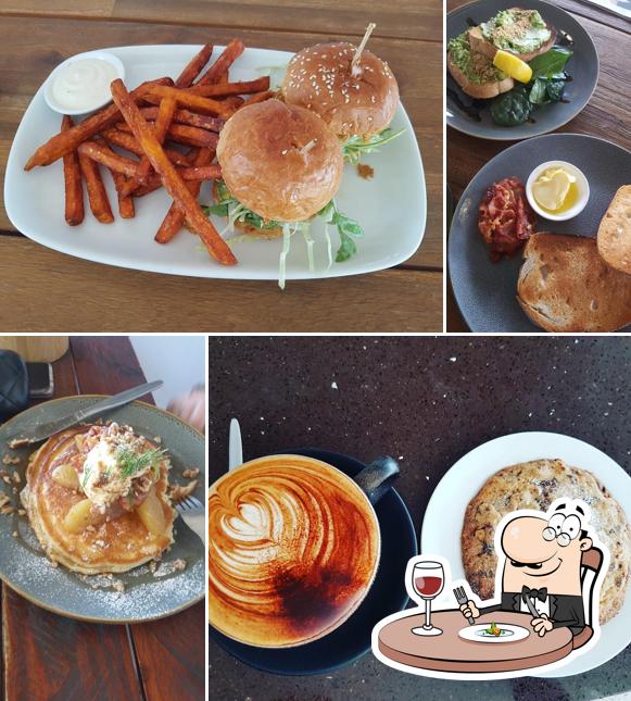 Castello Cafe Bar