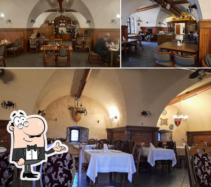 Посмотрите на внутренний интерьер "Редюита"