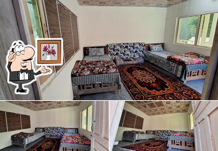 Taobat Star Guest House