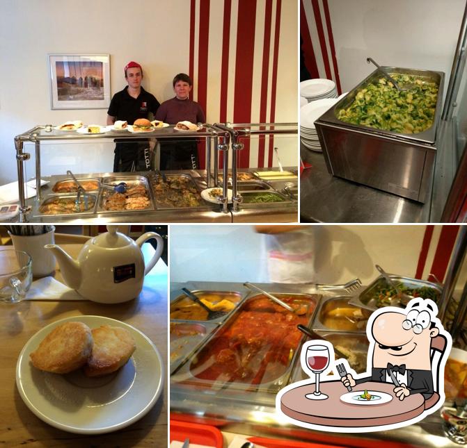 Блюда в "Гренках @Пенки"