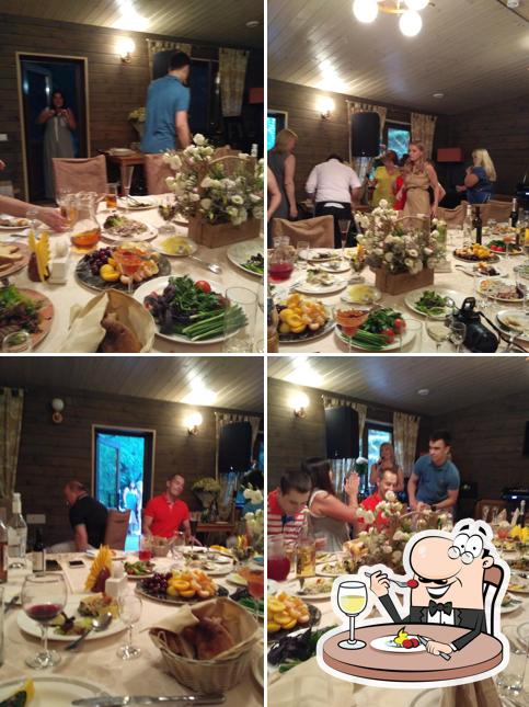 Еда в "Пехорке"