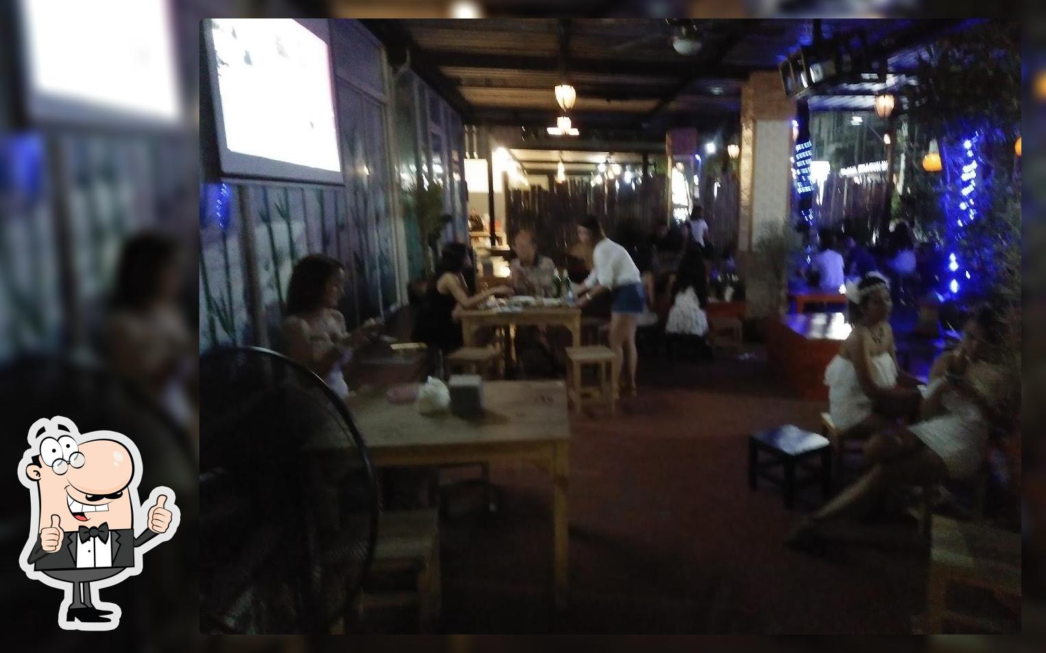 สถานีฉลอง