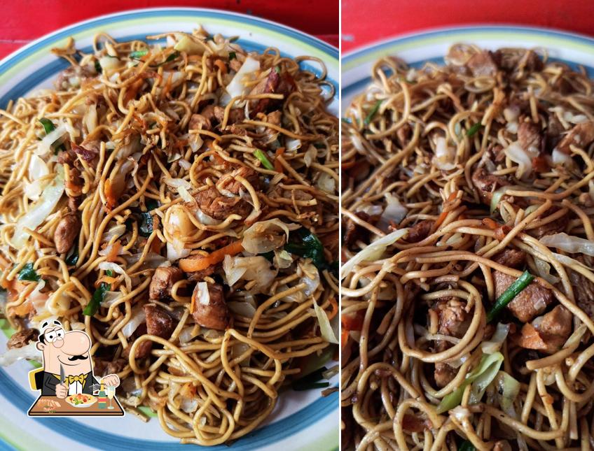 Fried noodles stall