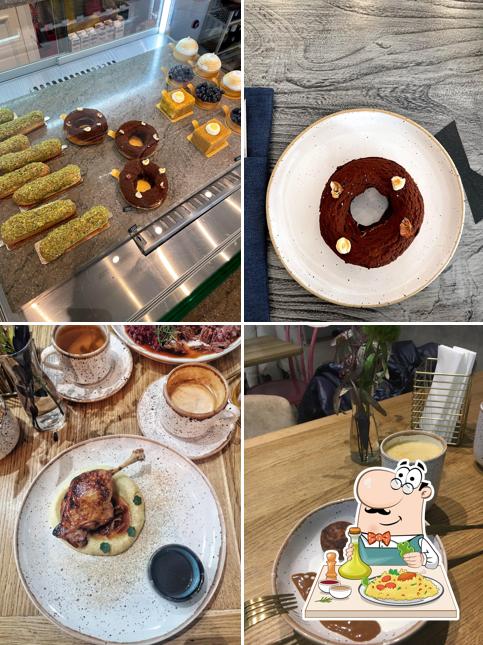 Еда в "Сойке Напела"