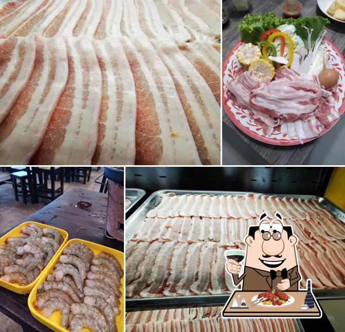 ที่นี่ ย่างเนย อัมพวา บุฟเฟต์ ชาบู ปิ้งย่าง หมูกระทะ