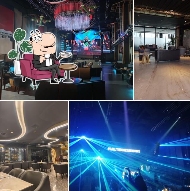 Amavi Ultra Lounge