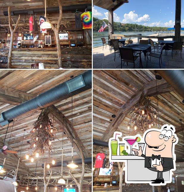 SS Dockside Cafe and Pub