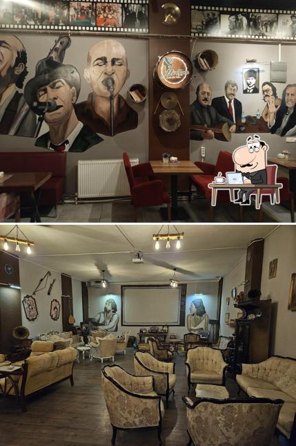 MÜZEYYEN CAFE