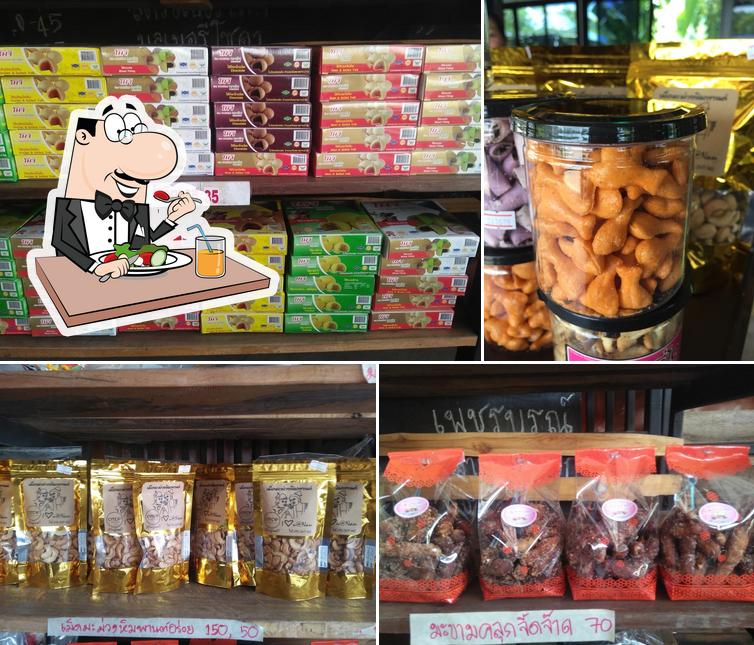 ร้านแพรวากาแฟสด