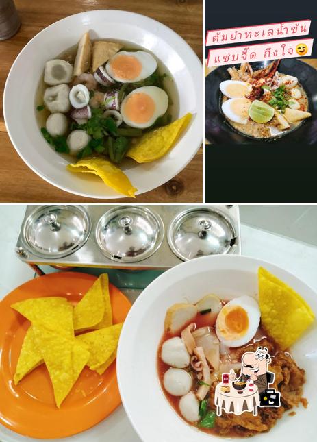 Lao Sen noodle shop