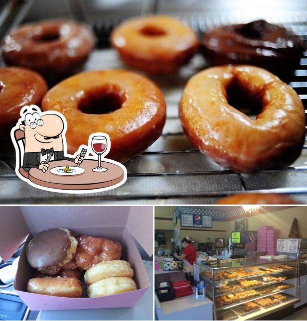 Gustine Donuts