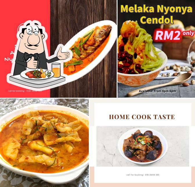Our Kitchen Nyonya Restaurant 我家娘惹餐館
