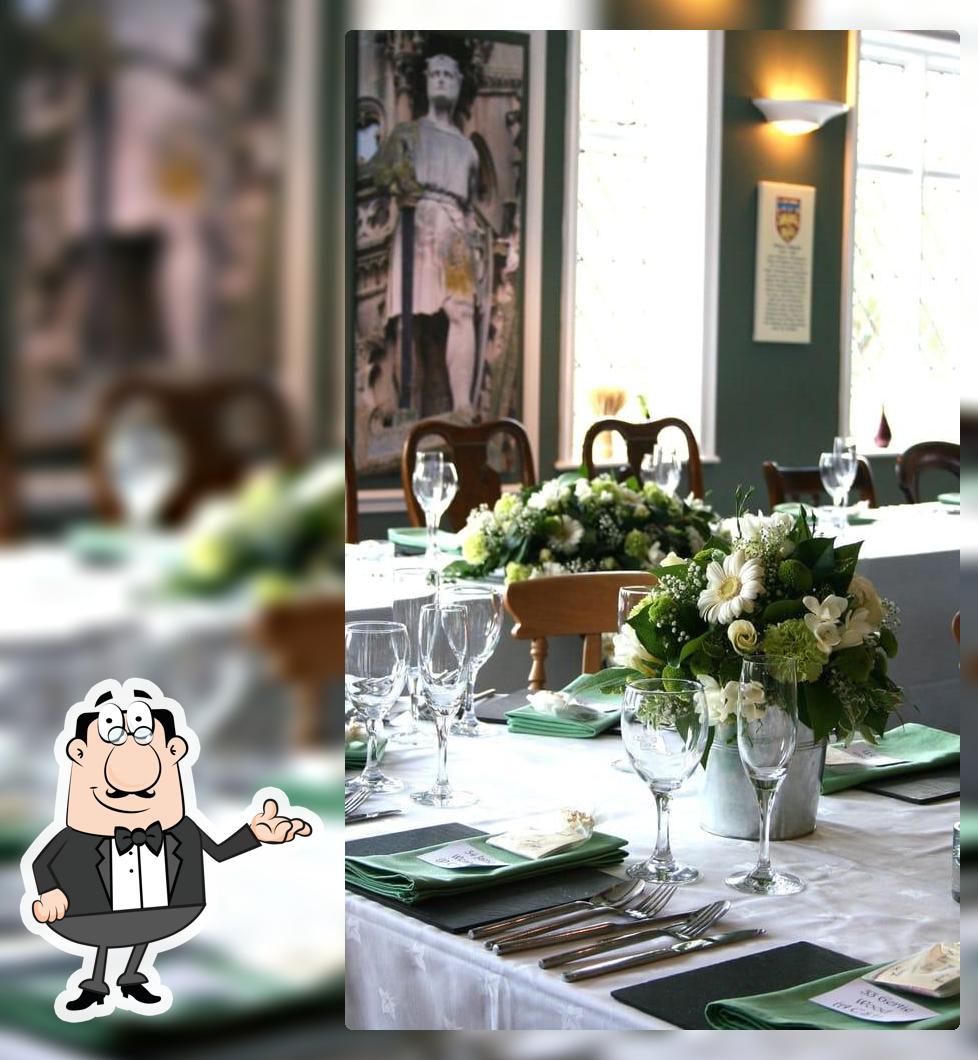 De Montfort Bar & Restaurant