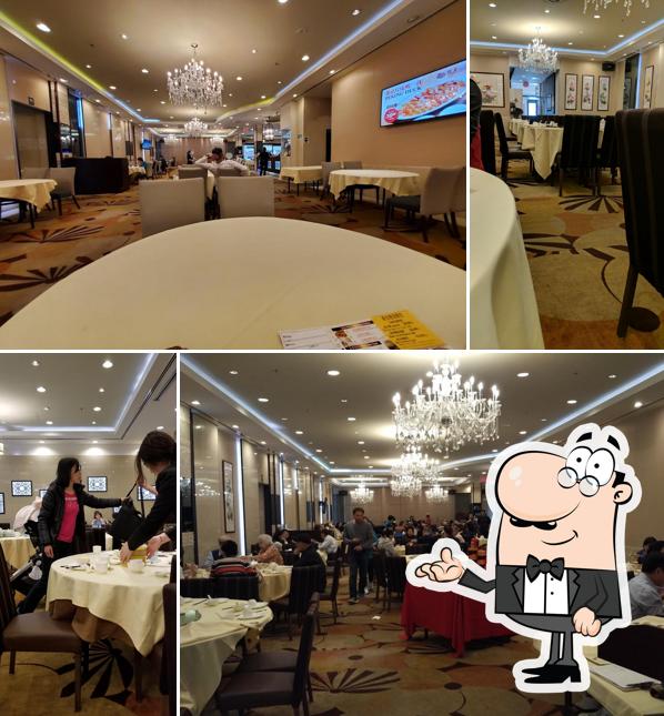 Neptune Palace Seafood Restaurant (Surrey)