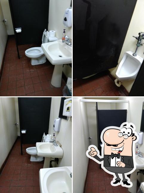 Sit-N-Bull Bar