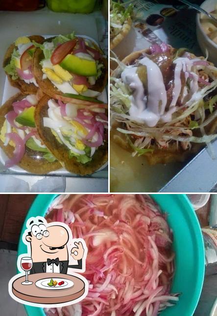 COCINA ECONÓMICA “SIMPLEMENTE YESSI”