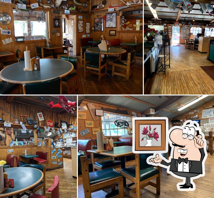 Jucy's Smokehouse Bar-B-Q
