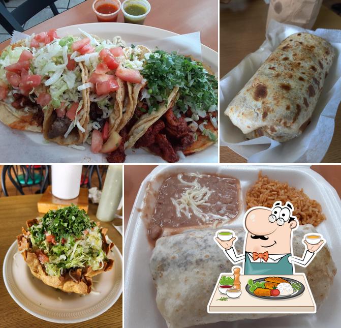 El Famous Burrito (Elmhurst)