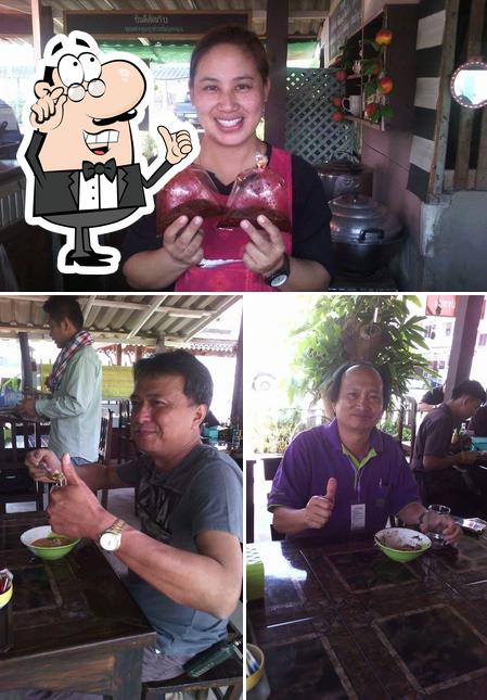 น้ำพริกขนมจีนแม่หน้อยแม่ข่า