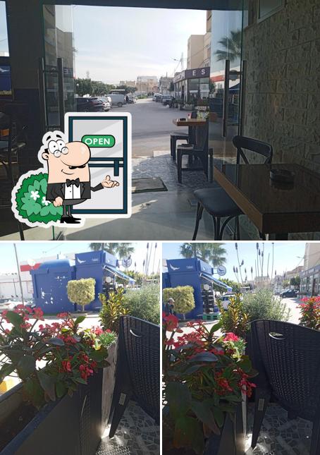 Exki Coffee Shop