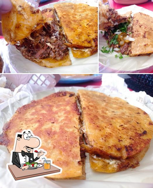 Birrieria LAURA