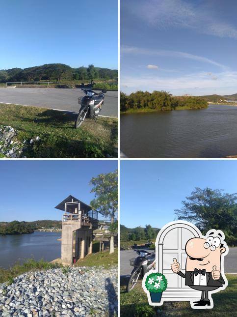 หลังคลอง