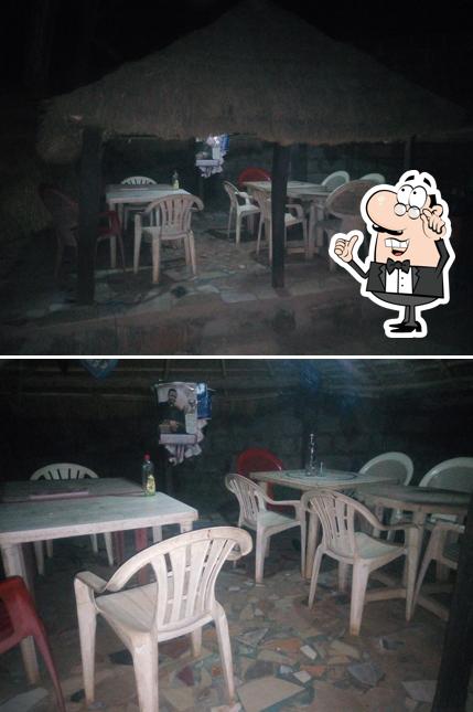 Lizzy Restuarant