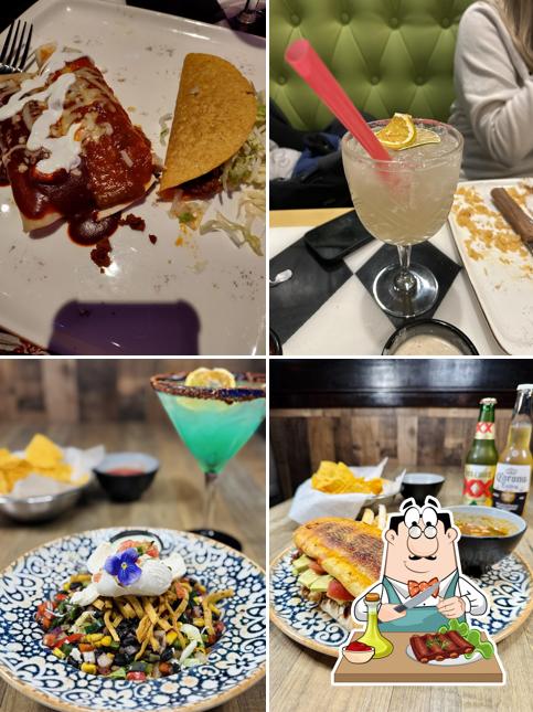 Plaza Azteca Ross Park Mall