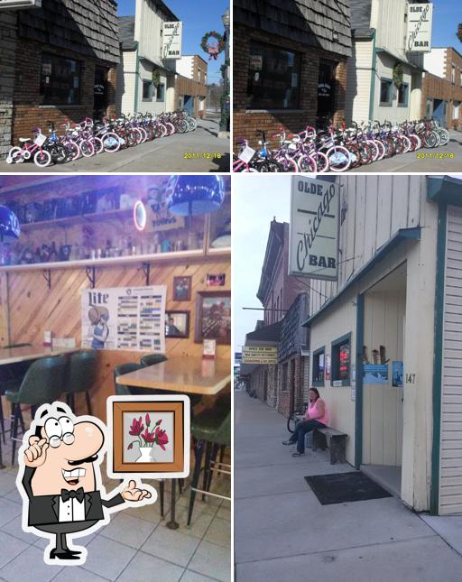 Olde Chicago Bar