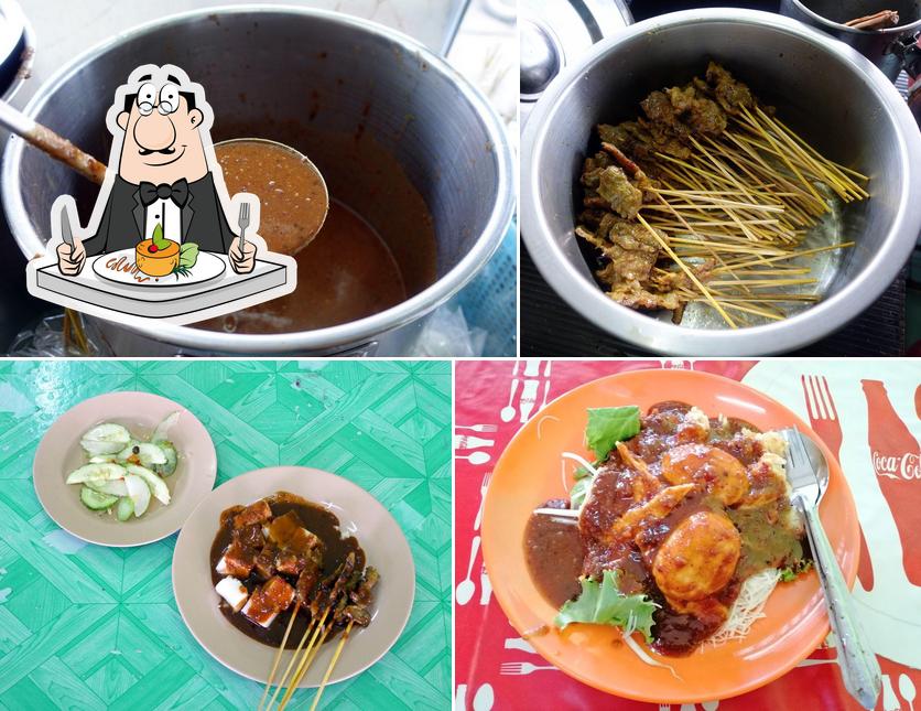 Satay & Rojak Rot Khen