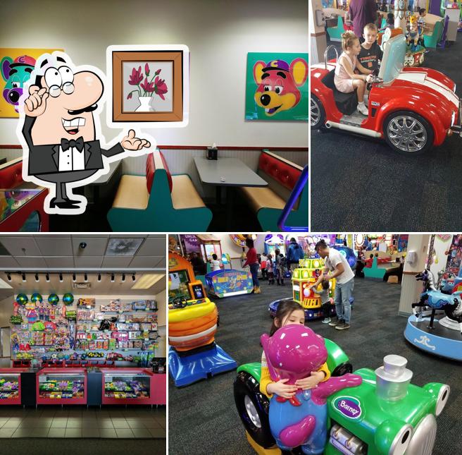 Chuck E. Cheese