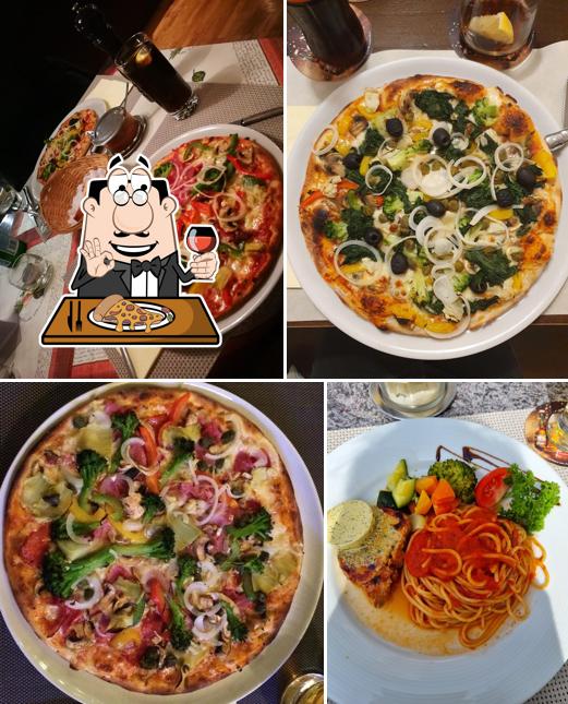 Falken, Pizzeria and Indian food