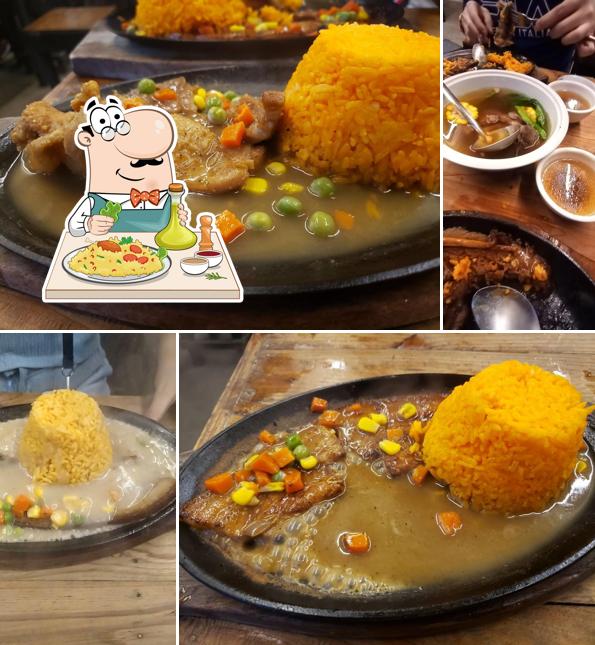 Tito's Foodhouse
