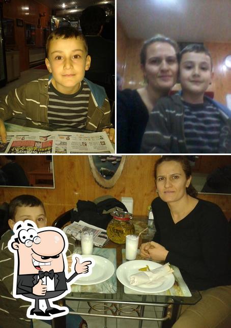 Deniz Wrap and Kebab