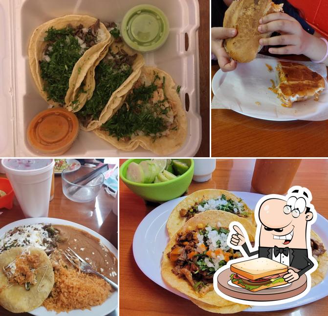 El Comal Tortilleria y Rosticeria