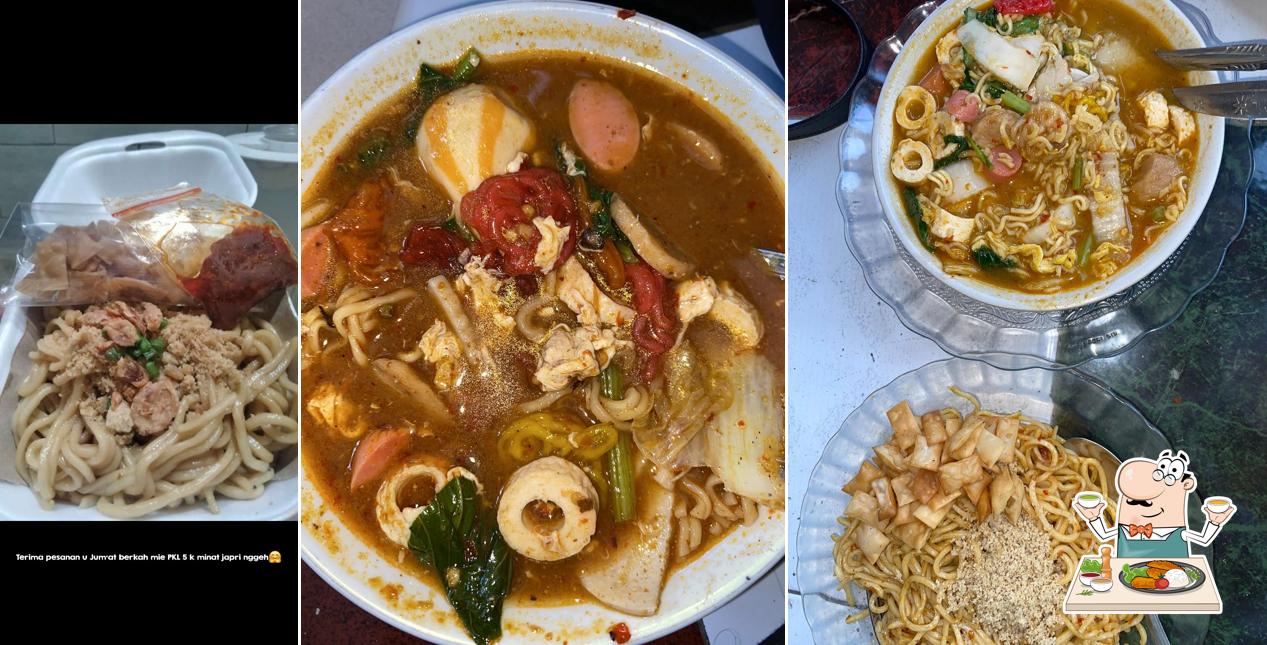 MIE & SEBLAK POJOK PAWON