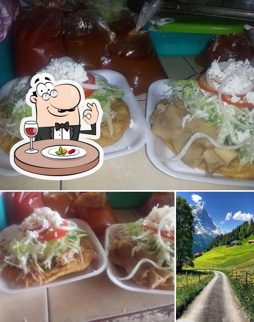 Sopes Del Valle