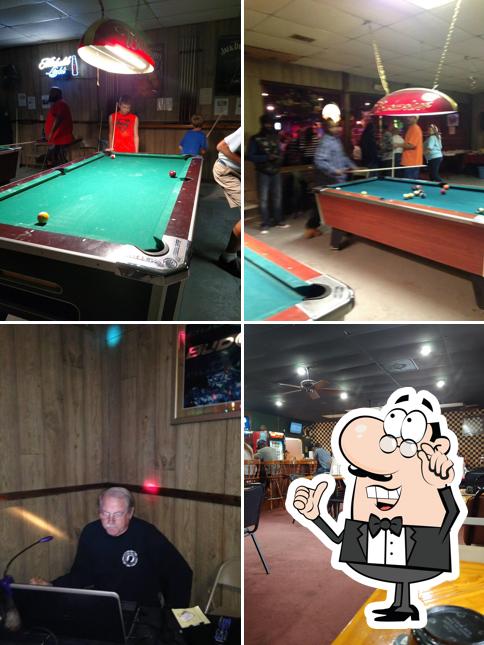 Sportsman's Bar & Grill