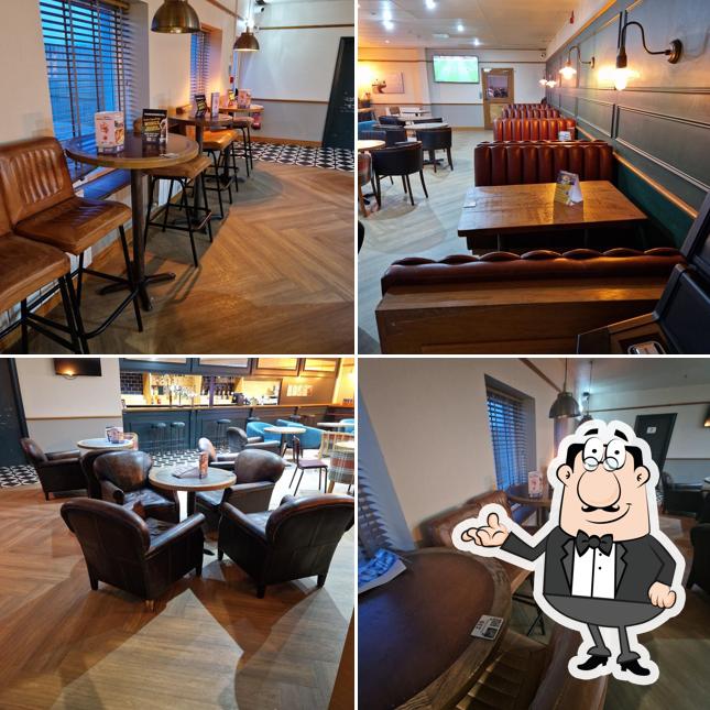 Owners Bar
