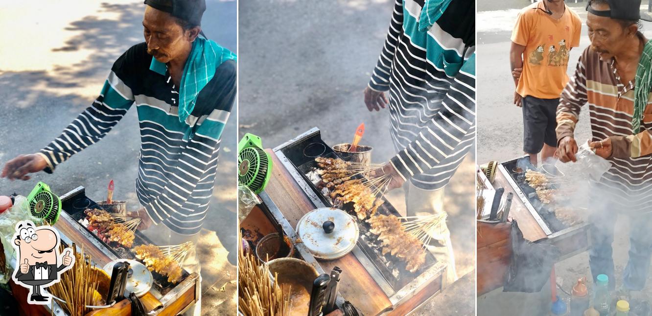 Sate Ayam dan Sate Aci Mr.Ges