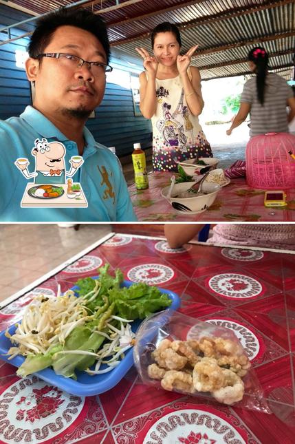 ก๋วยเตี๋ยวปากแดง