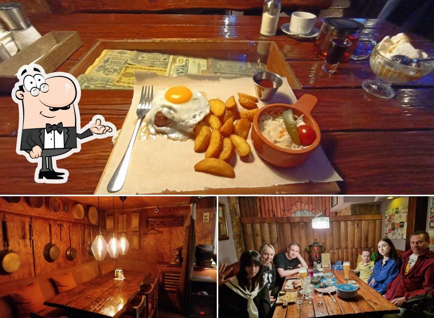 Посмотрите на внутренний интерьер "Берлоги"