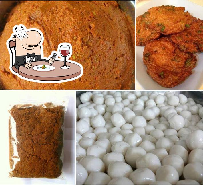 ของดีเมืองใต้. เครื่องเเกง เเกงส้ม เเกงกระทิ เเกงเผ็ด เเกงเขียวหวาน Songkhla