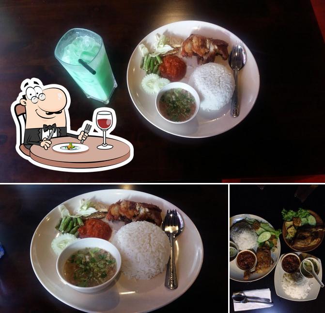 Ayam Penyet Rasa Jawa