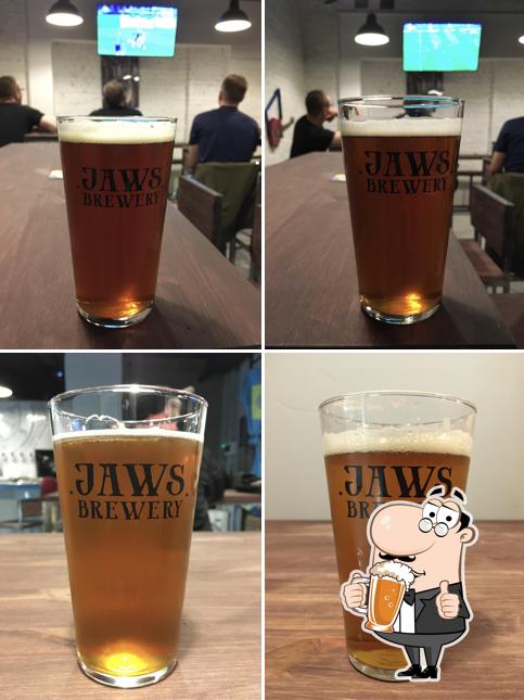 JawsSpot
