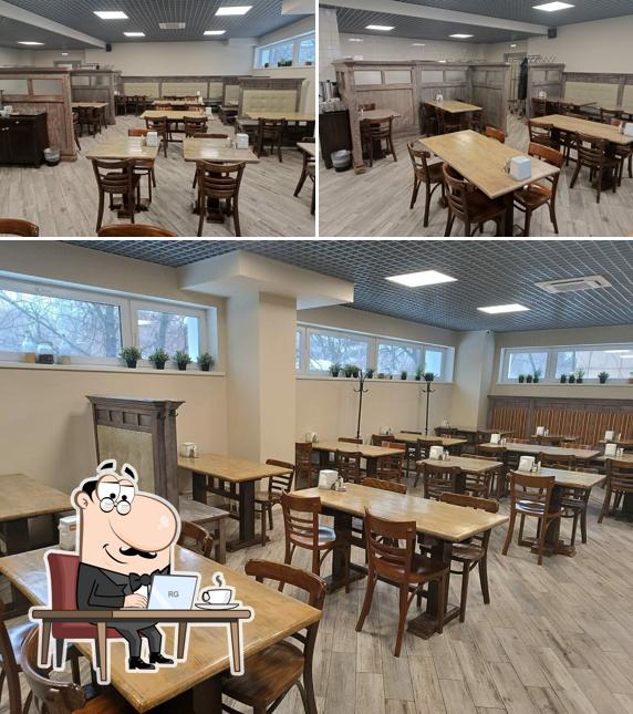Дека Фудс