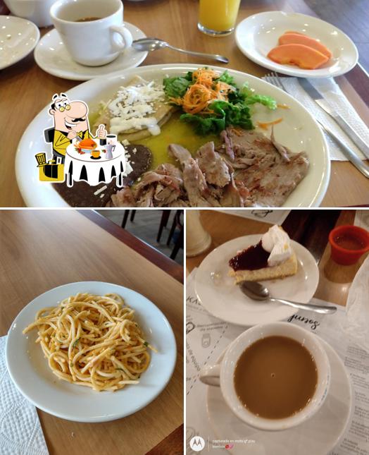 Ronny Cafe